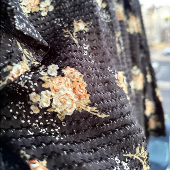 🆕⭐️Maje Floral Textured Blouse Black Ruffle Romantic Boho Top Size L (3) Chic - Picture 10 of 15